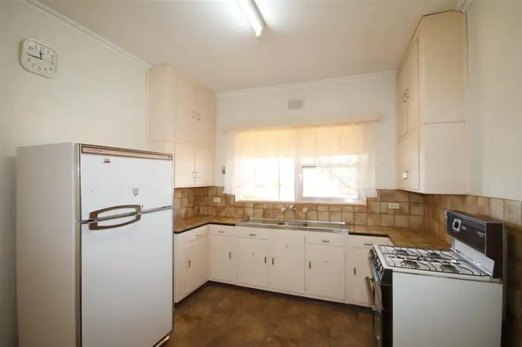 Sixth view of Homely house listing, 8 Edward  Street, Mannum SA 5238