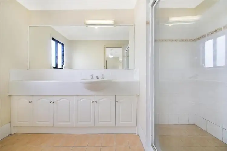 Seventh view of Homely apartment listing, 4/80 Pohlman  Street, Southport QLD 4215