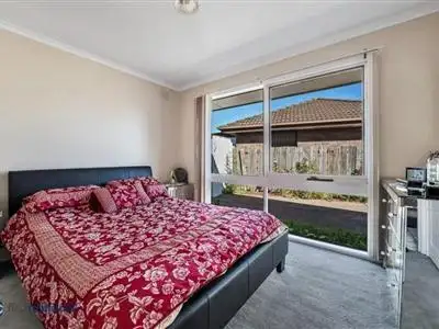 Fourth view of Homely house listing, 3 Devon Court, Meadow Heights VIC 3048