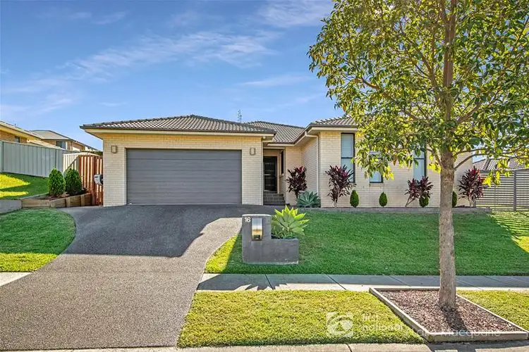 16 Northridge Drive, Cameron Park NSW 2285