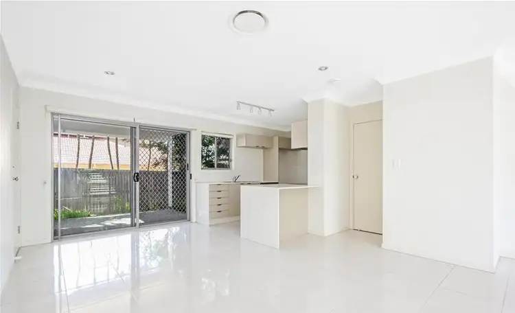 Second view of Homely townhouse listing, 19/200 Meadowlands Road, Carina QLD 4152
