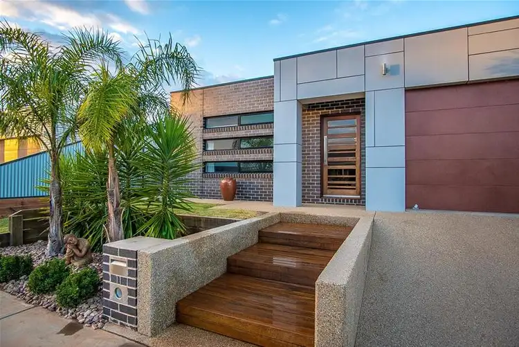 11 Philippa Crescent, Mildura VIC 3500