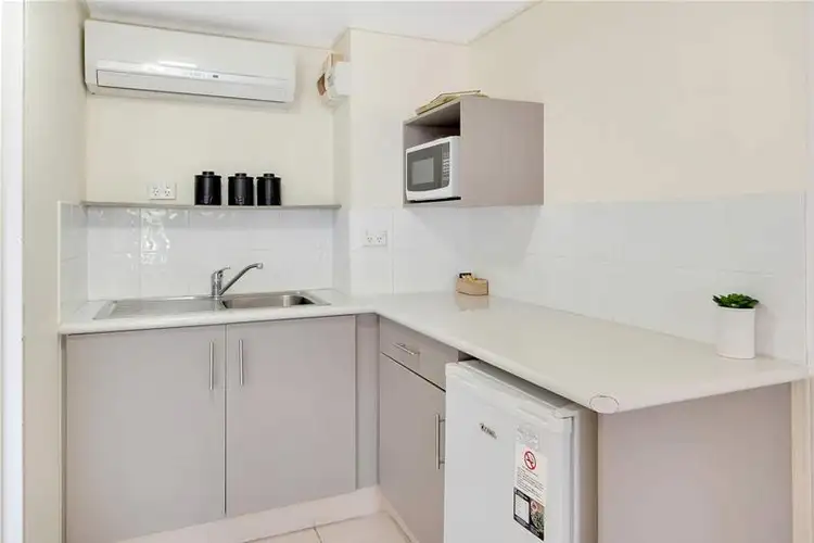 Fourth view of Homely unit listing, 8/12 Coolgardie Street, Elanora QLD 4221