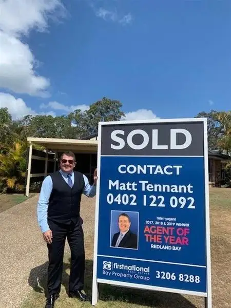 4 Club Crescent, Redland Bay QLD 4165