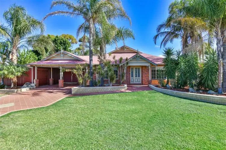 8 Goongarri Way, Hannans WA 6430