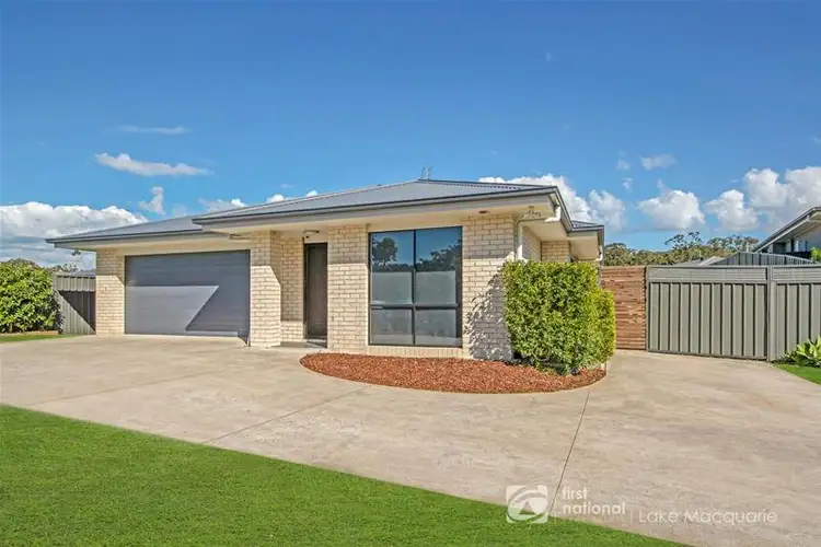10 Macon Way, Cameron Park NSW 2285