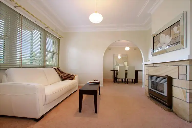 3 Taronga Avenue, Mangerton NSW 2500