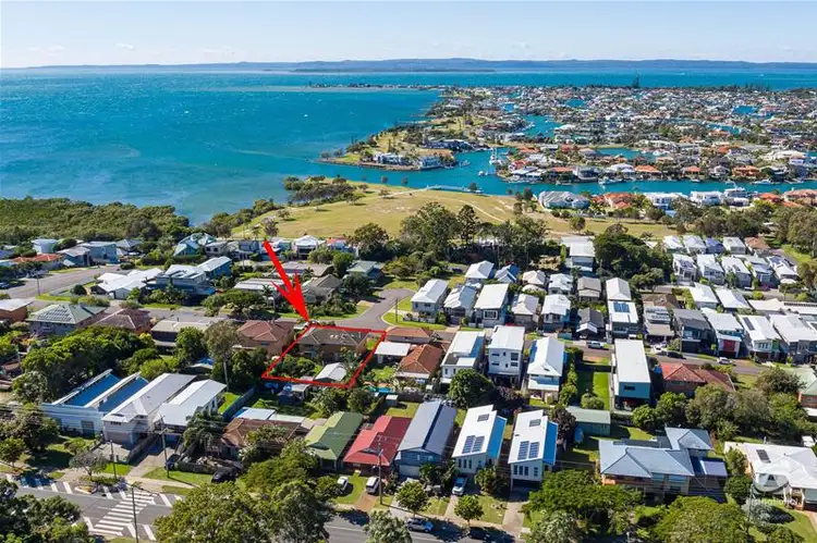 30-32 George Street, Ormiston QLD 4160