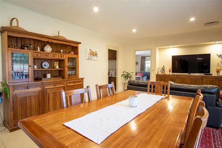 Sixth view of Homely house listing, 2 Sovereign Court, Mildura VIC 3500