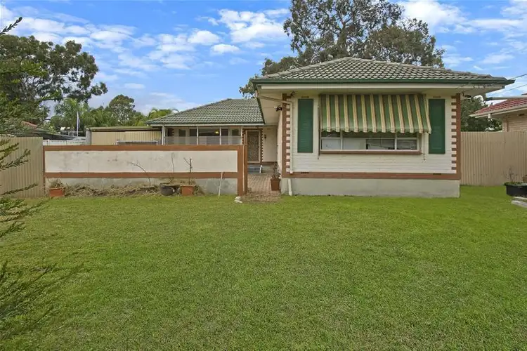 9 Lynore Road, Ridgehaven SA 5097