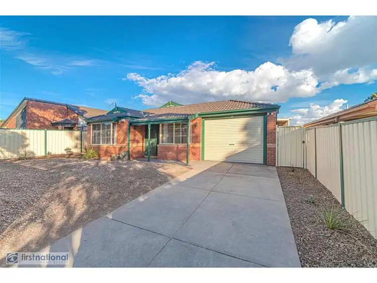 9D Rokewood Crescent, Meadow Heights VIC 3048