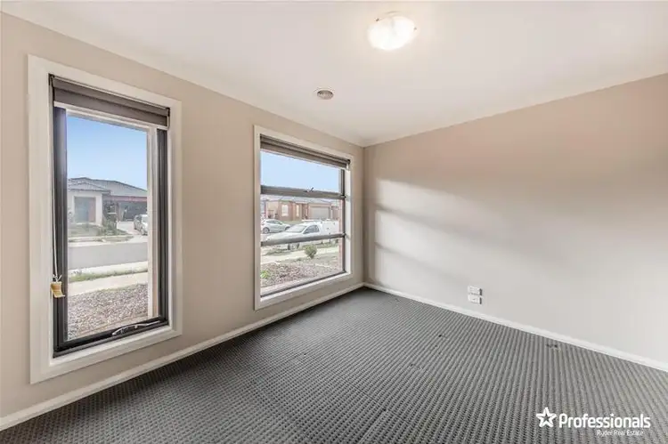 Fifth view of Homely house listing, 9 Gillespie Drive, Weir Views VIC 3338