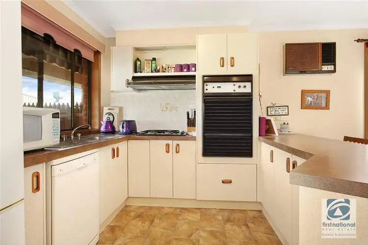 Fifth view of Homely house listing, 21 Kyle Court, West Wodonga VIC 3690