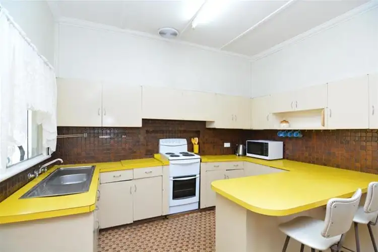 Fifth view of Homely house listing, 192 Tenth Street, Mildura VIC 3500