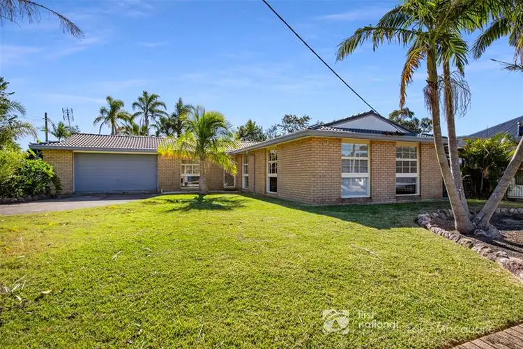 24 The Broadway, Killingworth NSW 2278