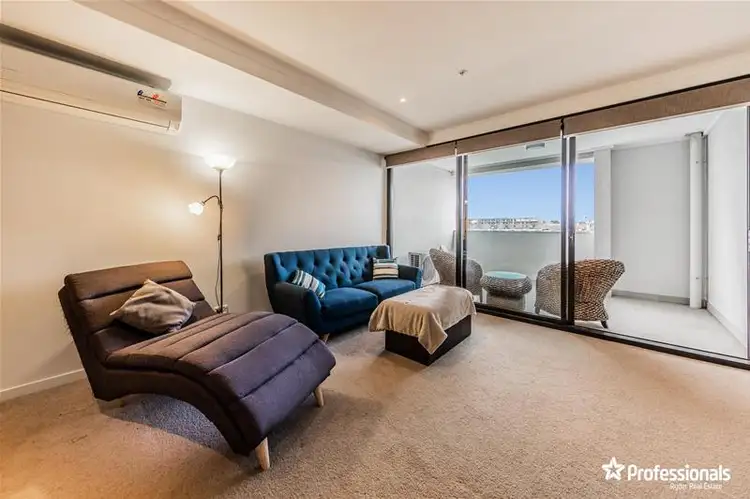 Fifth view of Homely unit listing, 5/76 The Esplanade, Caroline Springs VIC 3023