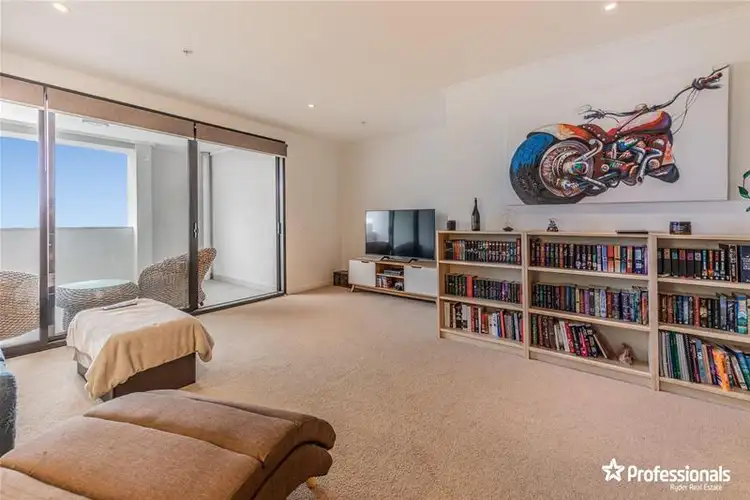 Sixth view of Homely unit listing, 5/76 The Esplanade, Caroline Springs VIC 3023