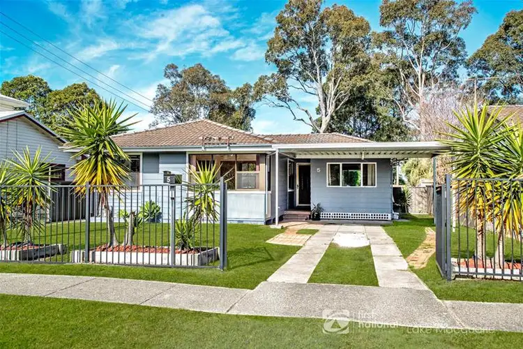 5 Oakville Road, Edgeworth NSW 2285