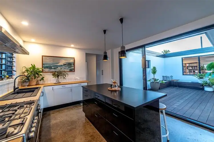 Fifth view of Homely house listing, 8 Bahloo Avenue, Palm Beach QLD 4221