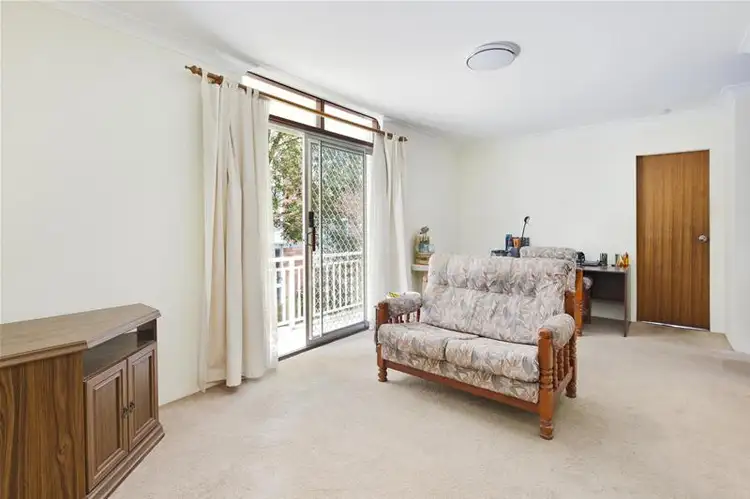 Third view of Homely unit listing, 2/87 Pacific Parade, Dee Why NSW 2099