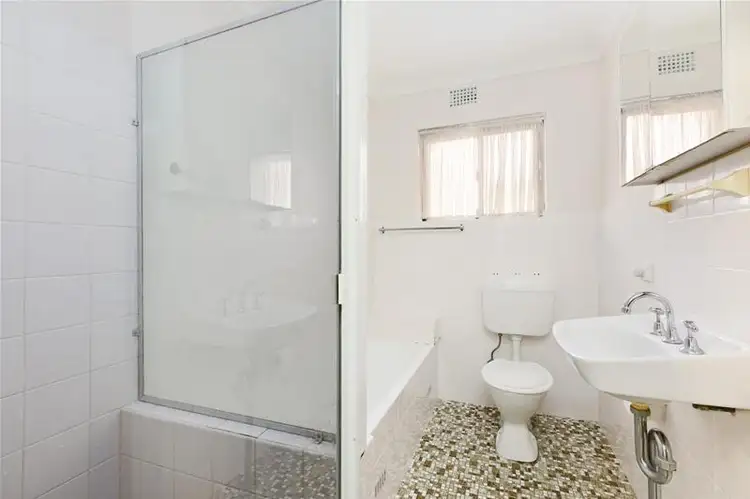 Sixth view of Homely unit listing, 2/87 Pacific Parade, Dee Why NSW 2099