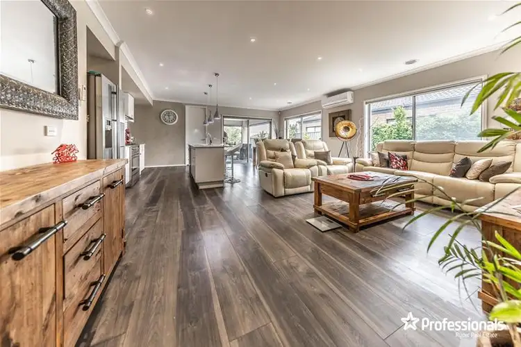 Sixth view of Homely house listing, 17 Willandra Boulevard, Harkness VIC 3337