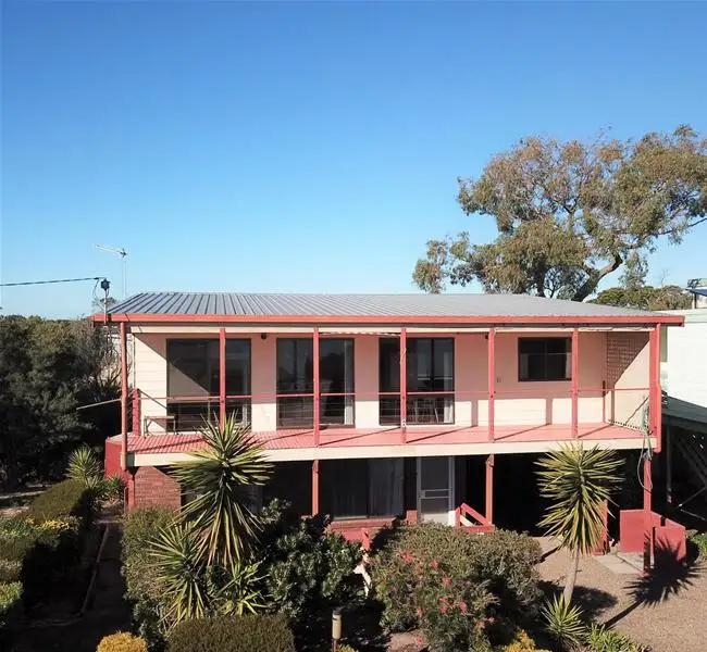 6 Pelican Street, Loch Sport VIC 3851