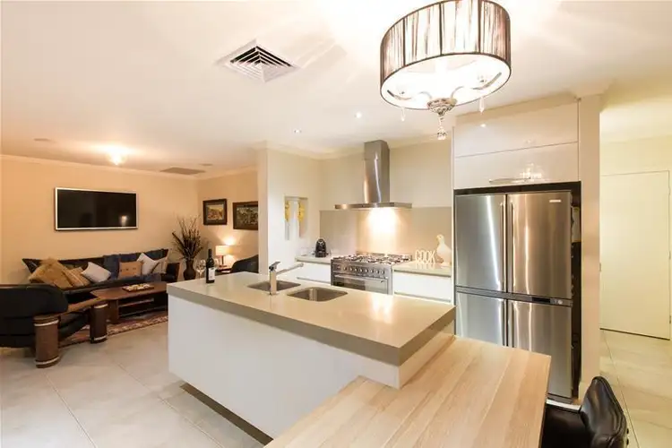 Fifth view of Homely house listing, 8 Pollys Way, Mildura VIC 3500