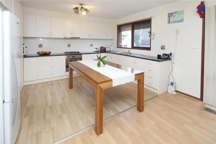 Third view of Homely house listing, 4 Headingly Court, Endeavour Hills VIC 3802