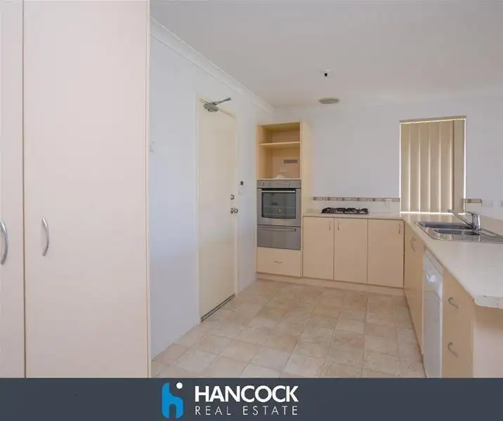 Seventh view of Homely house listing, 10 Carlingford Court, Australind WA 6233