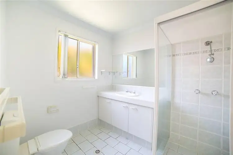 Sixth view of Homely house listing, 4 Exbridge Court, Mudgeeraba QLD 4213
