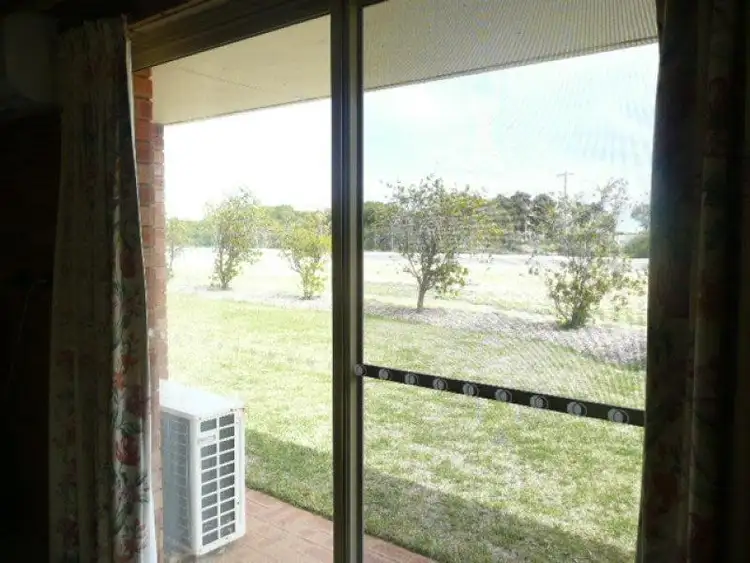 Seventh view of Homely unit listing, UNIT 4/36 NAIRN STREET, LEEMAN, Leeman WA 6514