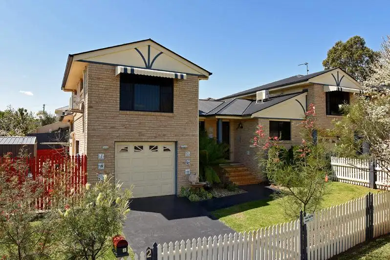 Main view of Homely unit listing, 2/11 Samuel Court, Darling Heights QLD 4350