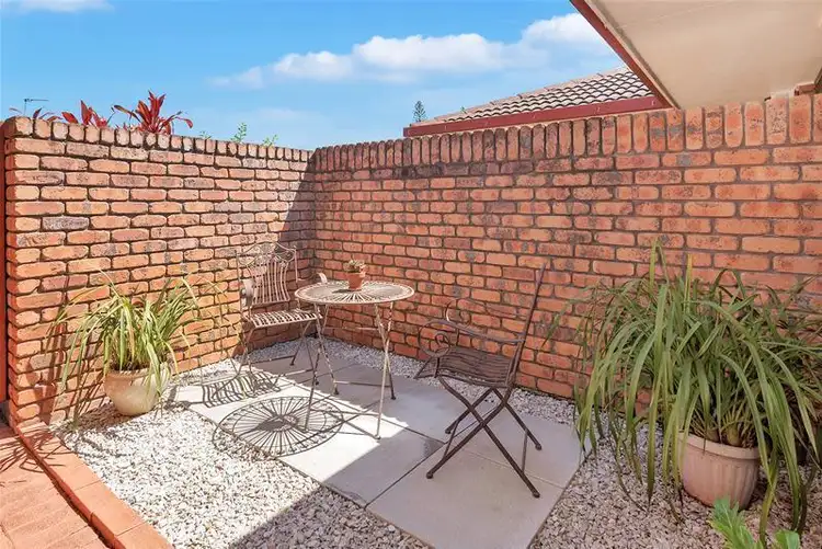 Fifth view of Homely unit listing, 8/4 Redleaf Court, Burleigh Waters QLD 4220