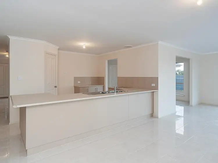 Second view of Homely house listing, 32 Glenalbyn Close, Strathalbyn SA 5255