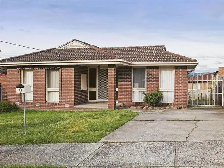 9 Breamlea Court, Dandenong North VIC 3175