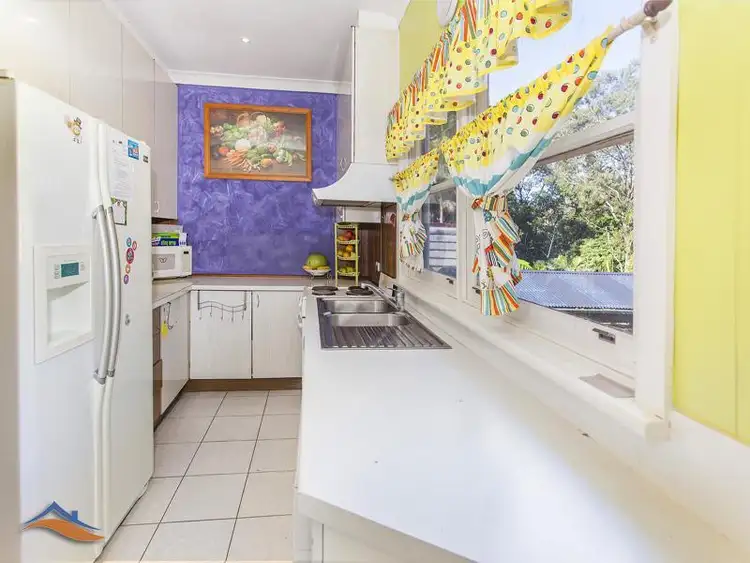 Fifth view of Homely house listing, 3 Stanley Avenue, Farmborough Heights NSW 2526