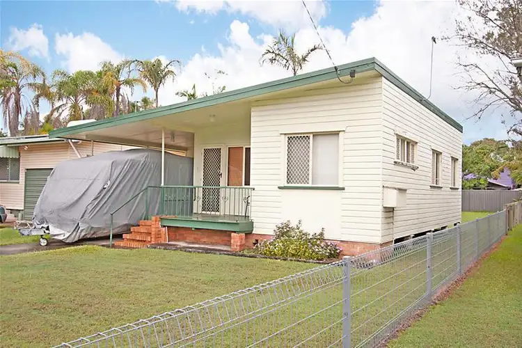 74 Fifth Avenue, Palm Beach QLD 4221