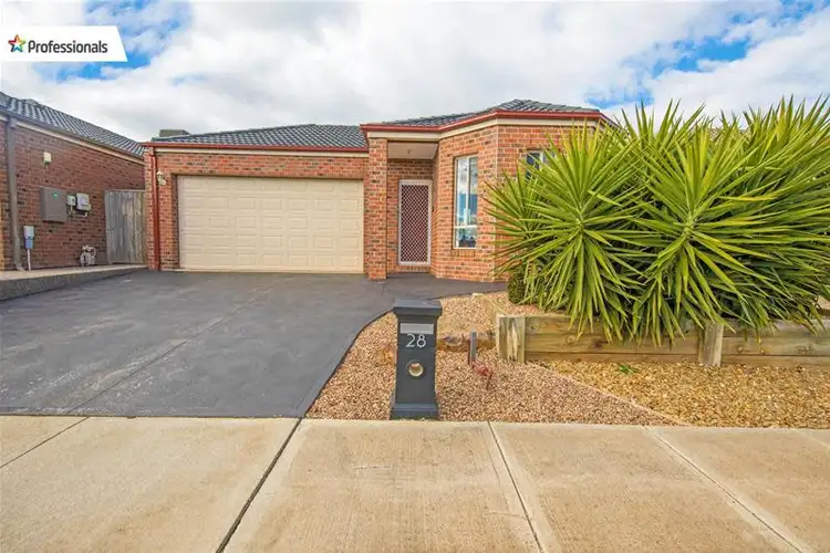 28 Ormonde Esplanade, Melton West VIC 3337