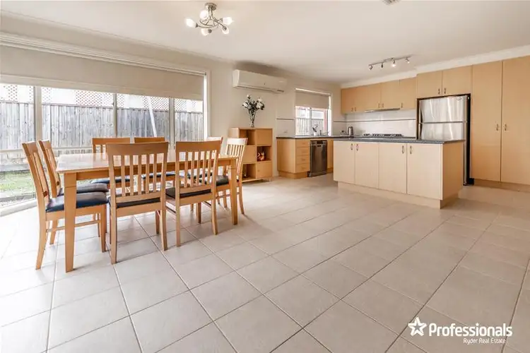 Fourth view of Homely house listing, 2 Lakeside Court, Harkness VIC 3337