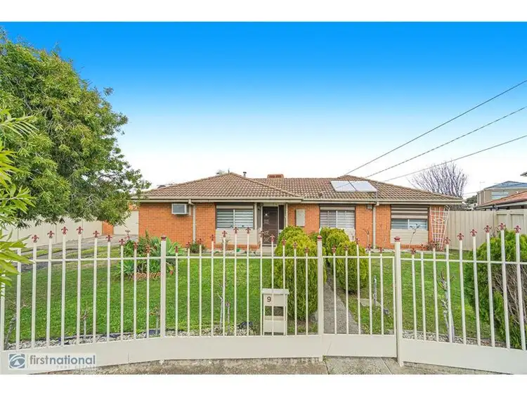 9 Homewood Court, Meadow Heights VIC 3048