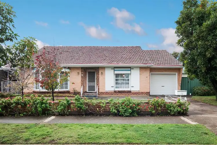 10 Lasscock Avenue, Findon SA 5023