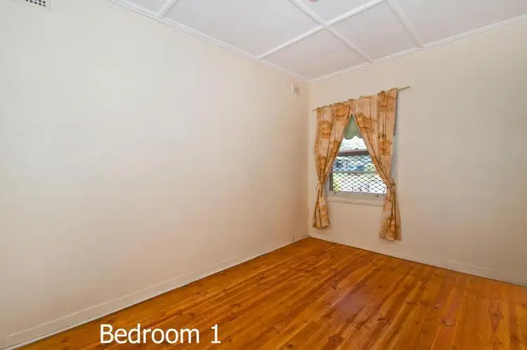 Second view of Homely house listing, 4 Cromwell Road, Kilburn SA 5084