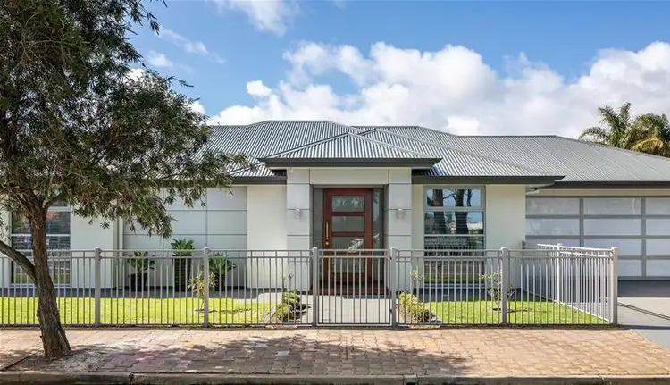 11 Wattle Avenue, Hove SA 5048