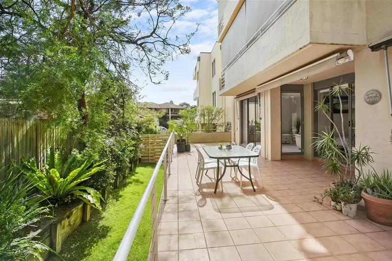 Main view of Homely unit listing, 4/87 Howard Avenue, Dee Why NSW 2099