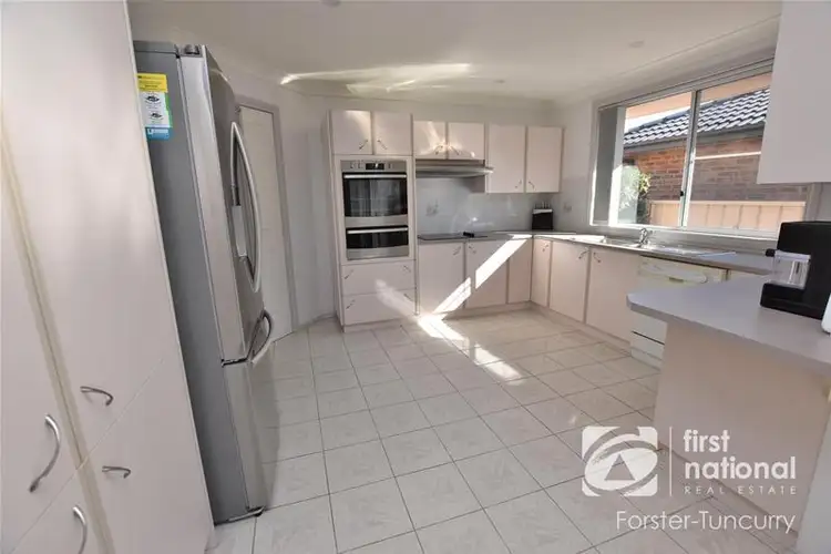 Fifth view of Homely villa listing, 2/10 Victoria Place, Forster NSW 2428