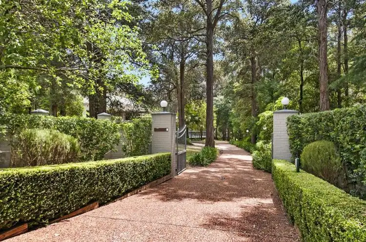 7 Garemyn Road, Middle Dural NSW 2158