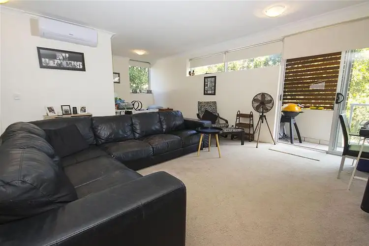 5/5 Carey Lane, Southport QLD 4215