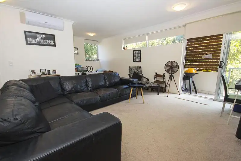 Main view of Homely apartment listing, 5/5 Carey Lane, Southport QLD 4215