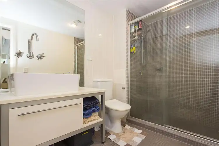 Fifth view of Homely apartment listing, 5/5 Carey Lane, Southport QLD 4215